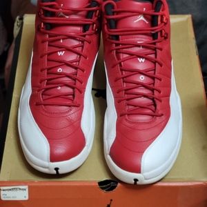 Jordan 12 "reverse cherry"
